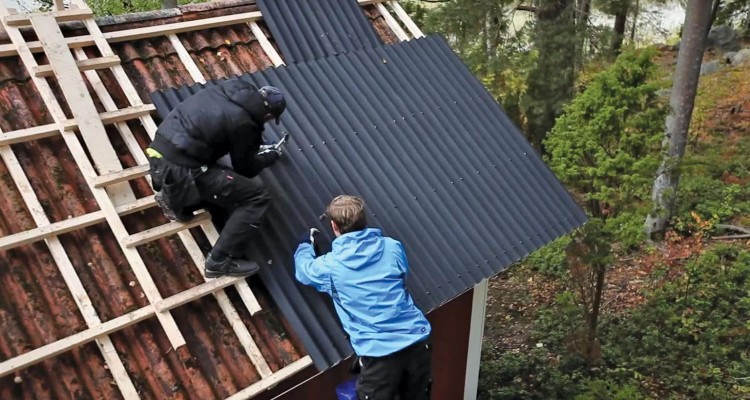 Правила складирования Ондулина на крыше во время монтажа