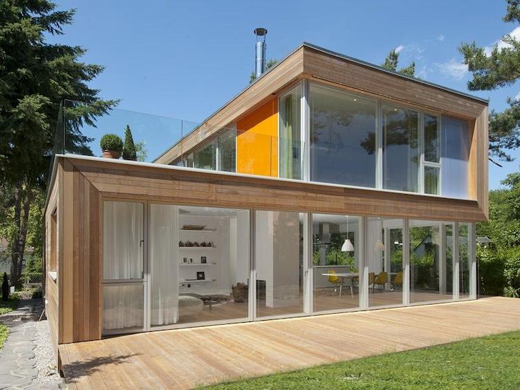 Үйдің әйнектері