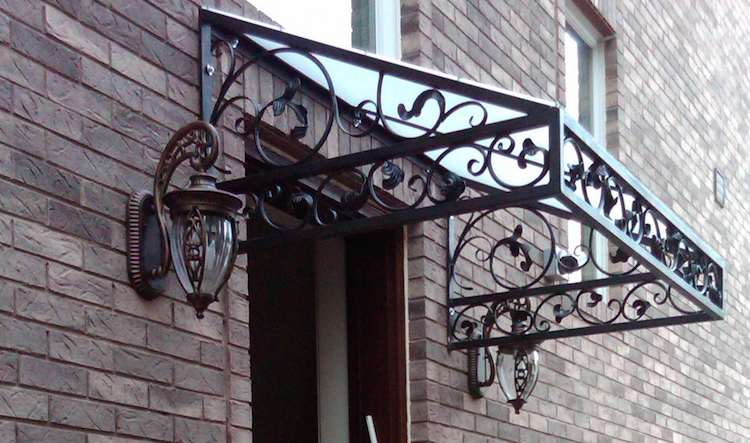 навес над ганкам з полікарбаната