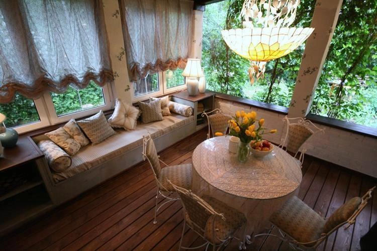 Верандадағы жиһаз