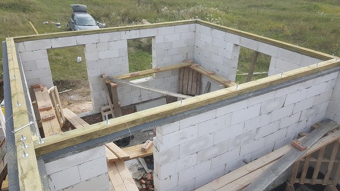 Блок қабырғаларындағы Mauerlat