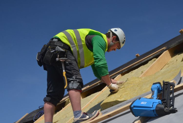 Шатырдағы оқшаулау қалыңдығы